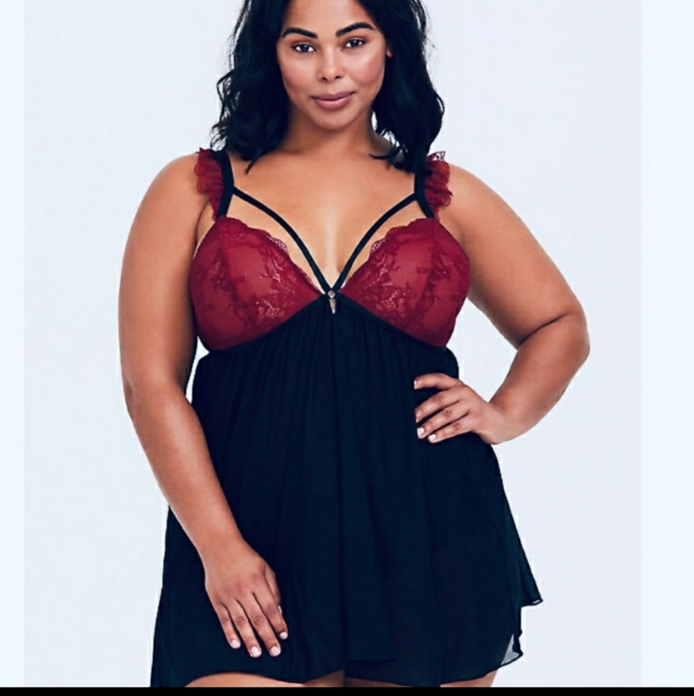 Torrid lingerie size 2